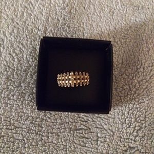 Jewelry This is a real gold ring